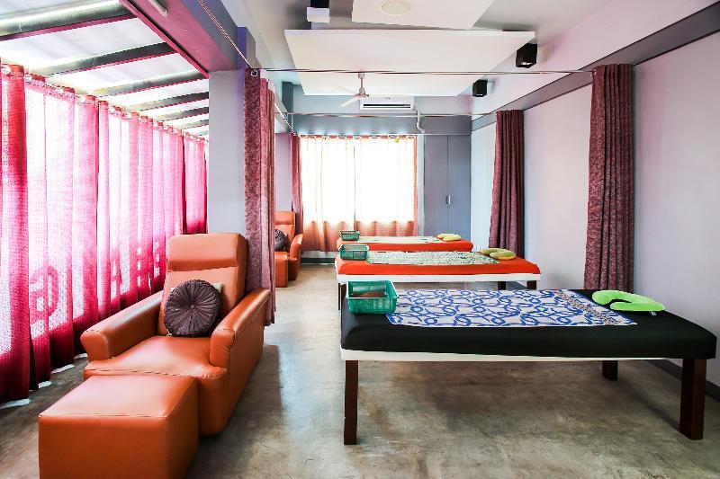 Super Oyo Capital O 786 Kwe Hotel And Resort Angeles Exterior photo